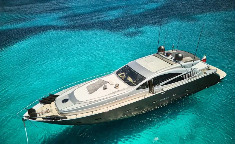 PERSHING 76 - REFIT 2024 - PAX 10
